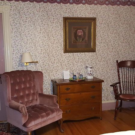Holidae House Bed & Breakfast Бетел Экстерьер фото